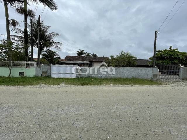 #180 - Casa para Venda em Balneário Barra do Sul - SC - 2