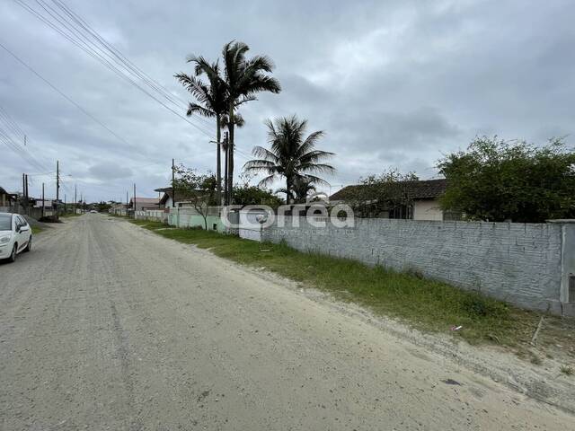 #180 - Casa para Venda em Balneário Barra do Sul - SC - 3