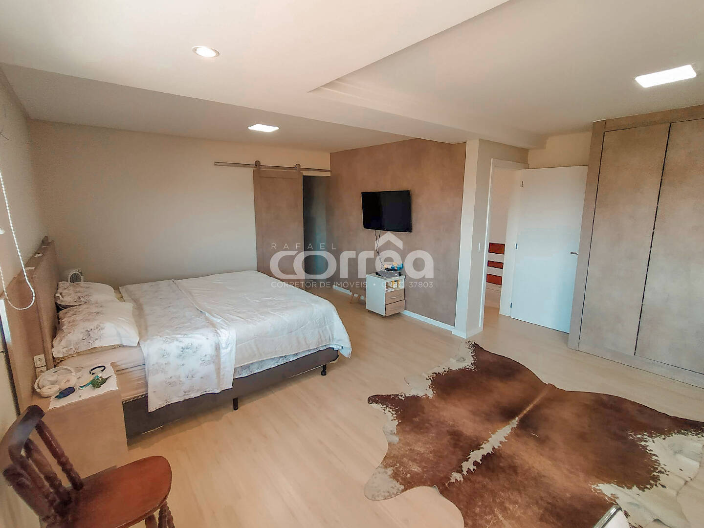 Sobrado à venda com 3 quartos, 243m² - Foto 11