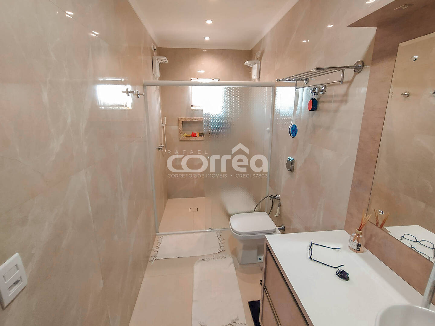 Sobrado à venda com 3 quartos, 243m² - Foto 23