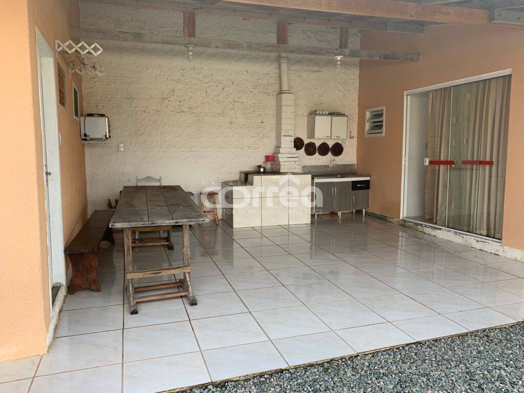 Casa à venda com 2 quartos, 90m² - Foto 8