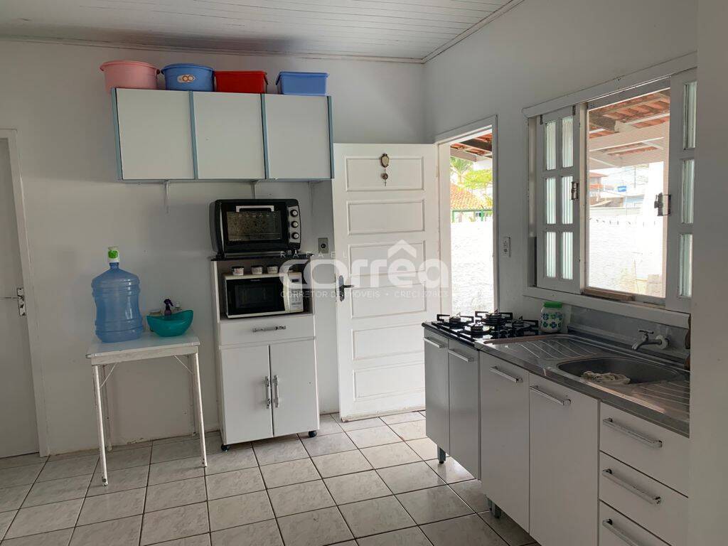 Casa à venda com 2 quartos, 90m² - Foto 16