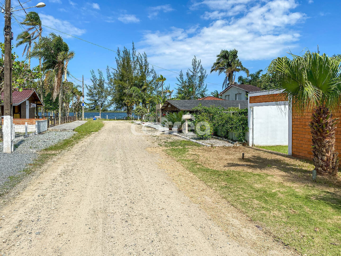 Casa à venda com 2 quartos, 320m² - Foto 21