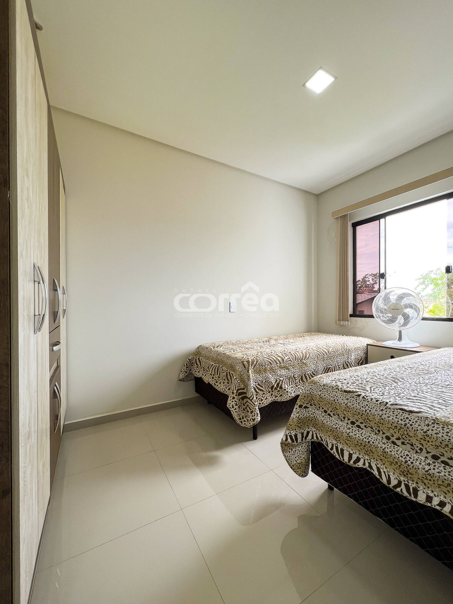 Apartamento à venda com 2 quartos, 63m² - Foto 9