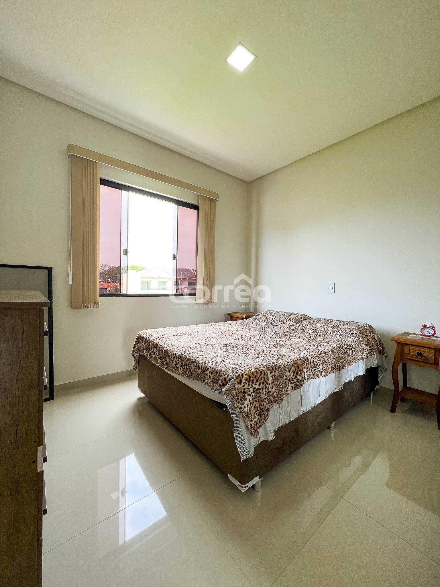 Apartamento à venda com 2 quartos, 63m² - Foto 11