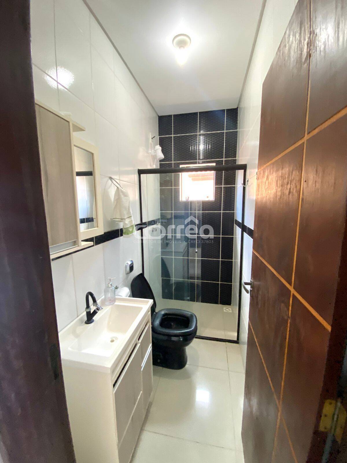 Sobrado à venda com 4 quartos, 300m² - Foto 11